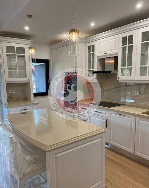 Erou Iancu Nicolae | Apartament 4 camere | decomandat | 192mp | B9877