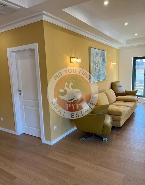 Erou Iancu Nicolae | Apartament 4 camere | decomandat | 192mp | B9877